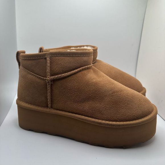 CUSHIONAIRE Women's Genuine Suede pull on platform boot +Memory Foam 8 WIDE CHES - Picture 1 of 7
